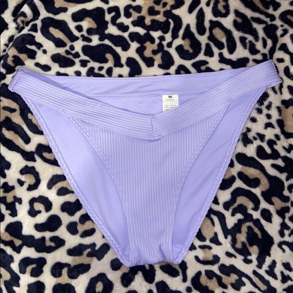 Hollister Other - Hollister bikini bottom
